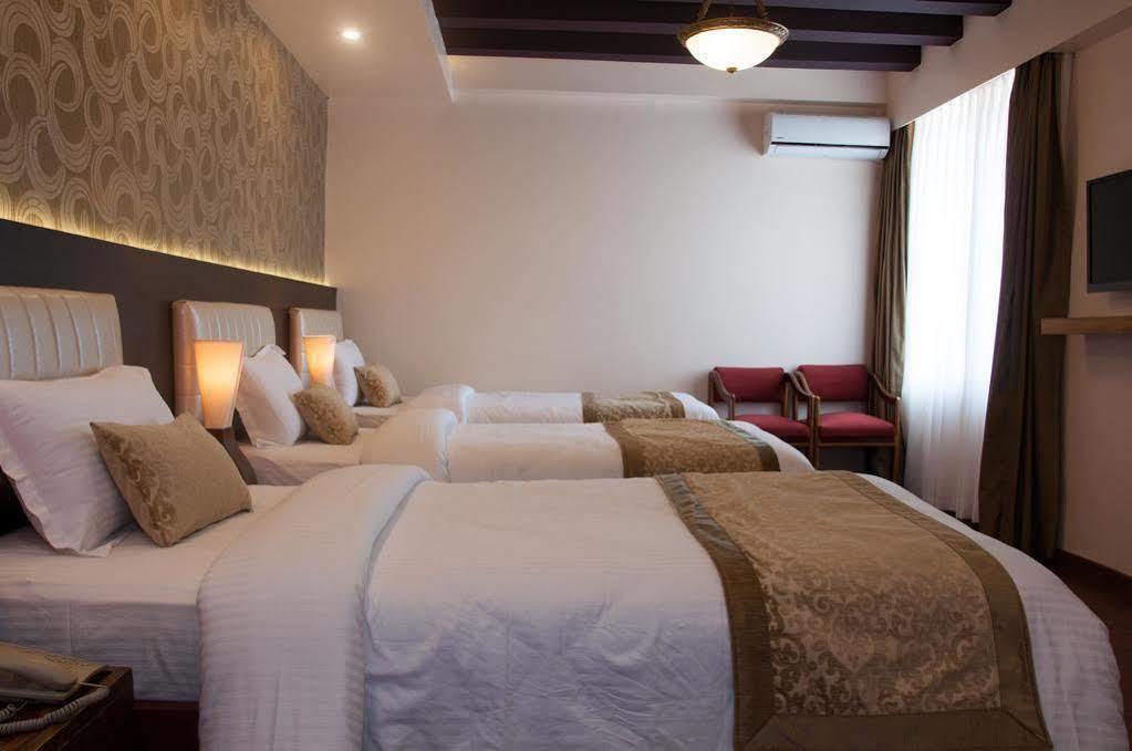 Mandala Boutique Hotel Kathmandu Exteriör bild